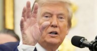 Trump no puede usar Ley de Enemigos Extranjeros para deportar a pandilleros venezolanos, dice corte