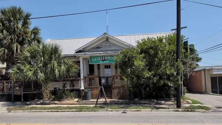 Restaurant owner invites KSAT Behind the Kitchen Door after inspectors find roaches