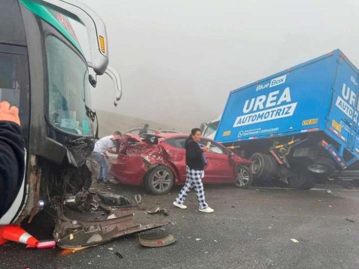 Accidente en la Variante de Pasamayo: 12 personas heridas deja un choque múltiple [video]