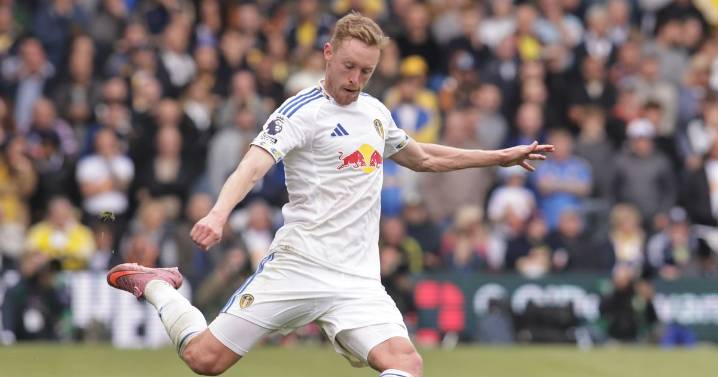 'Sliced it' - Sean Longstaff reacts to first Leeds United goal after Daniel Farke makes point