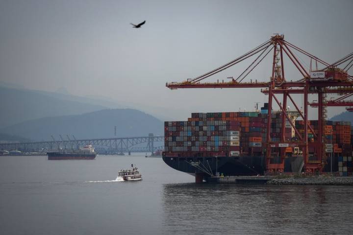 Statistics Canada reports merchandise trade deficit $4.9 billion in July