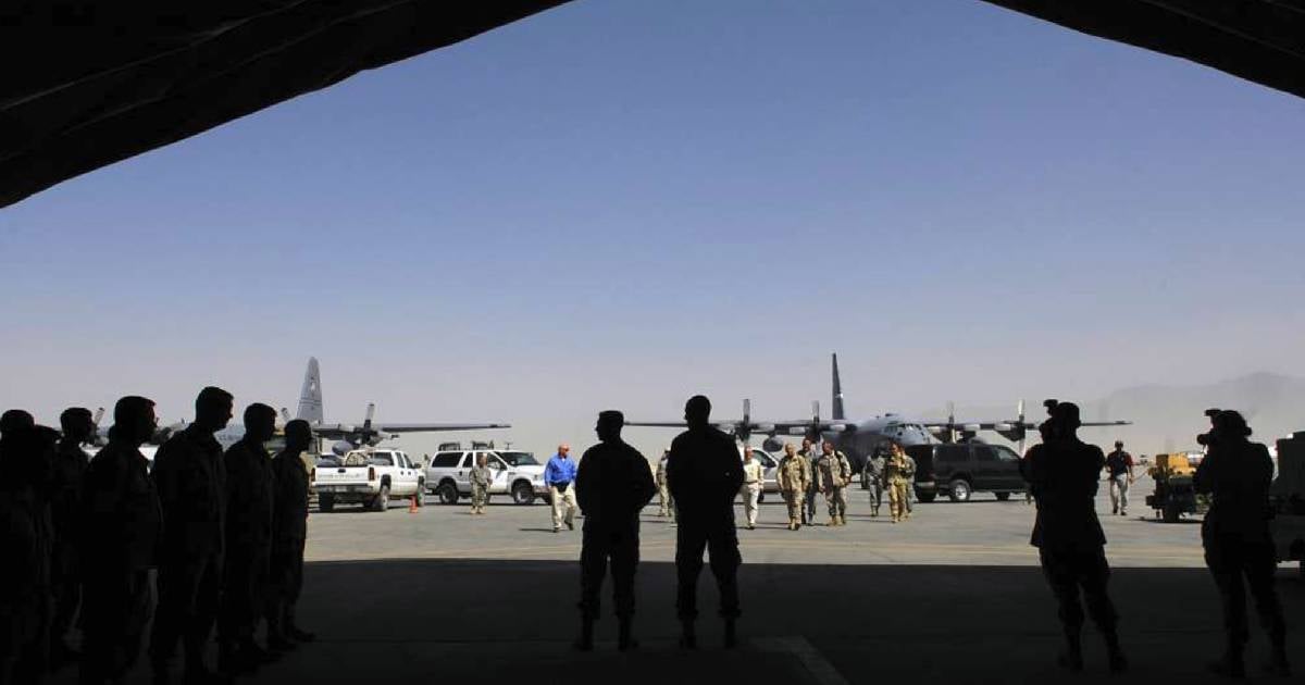 Trump advierte que “cosas malas van a pasar” si Afganistán no devuelve la base aérea de Bagram