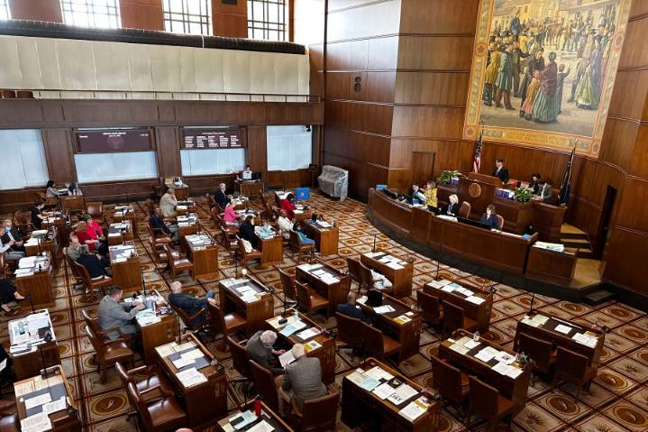 51 new Oregon laws set to take effect on Friday