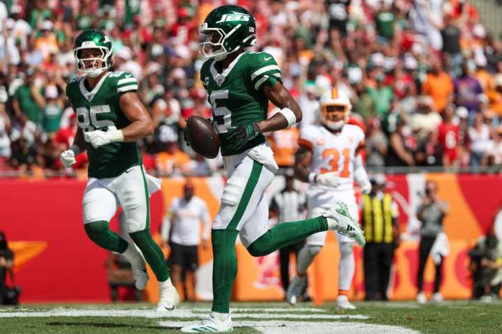 Monday Night Football: Jets-Dolphins Predictions, Spread, Prop Bets