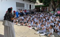Los cuenteros llenaron de magia e historias las escuelas de Yotoco