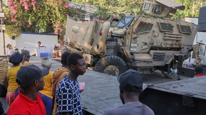 Armored vehicle accident in Haiti kills 2 and injures 8 Kenyan police officers