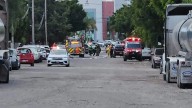 Evacuan a más de 100 personas por incendio en empresa