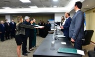 Insfrán tomó juramento a la nueva Constitución Provincial a las autoridades del Poder Ejecutivo
