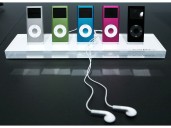 It’s a streaming world — but they still love iTunes