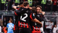 AC Milan de Santiago Giménez vence al Napoli y lidera la Serie A