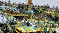 Los hinchas de un equipo de primera estuvieron cara a cara con el técnico y el presidente y hubo tensión