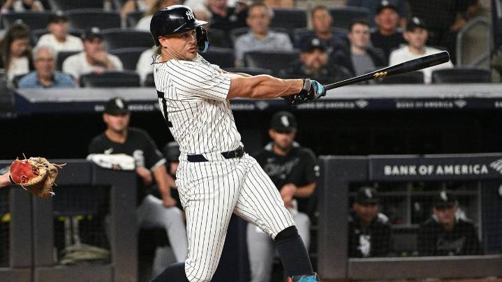 Yankees win fifth straight, stay tied for first in AL East