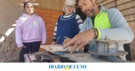 Exdocentes de Jáchal iniciaron un emprendimiento  apícola de la mano de expertos de Bosques Nativos
