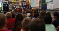 Chesterfield County teacher uses Freedom Flag to teach 4th graders about 9/11 remembrance