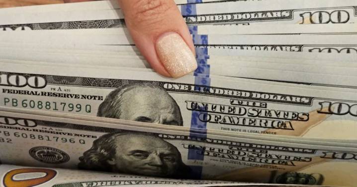 El dólar se mantuvo estable sin intervención oficial: qué pasa con la licitación clave de este miércoles