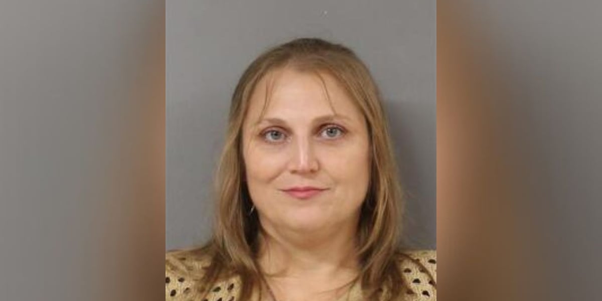 Blount County woman pleads guilty to trafficking 4