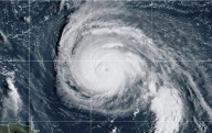 EU se prepara para tormenta que golpeará costa este como huracán Imelda