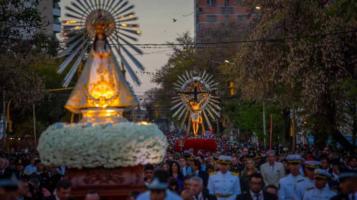 Peregrinos jujeños rumbo al Milagro: fe, devoción y un operativo de seguridad