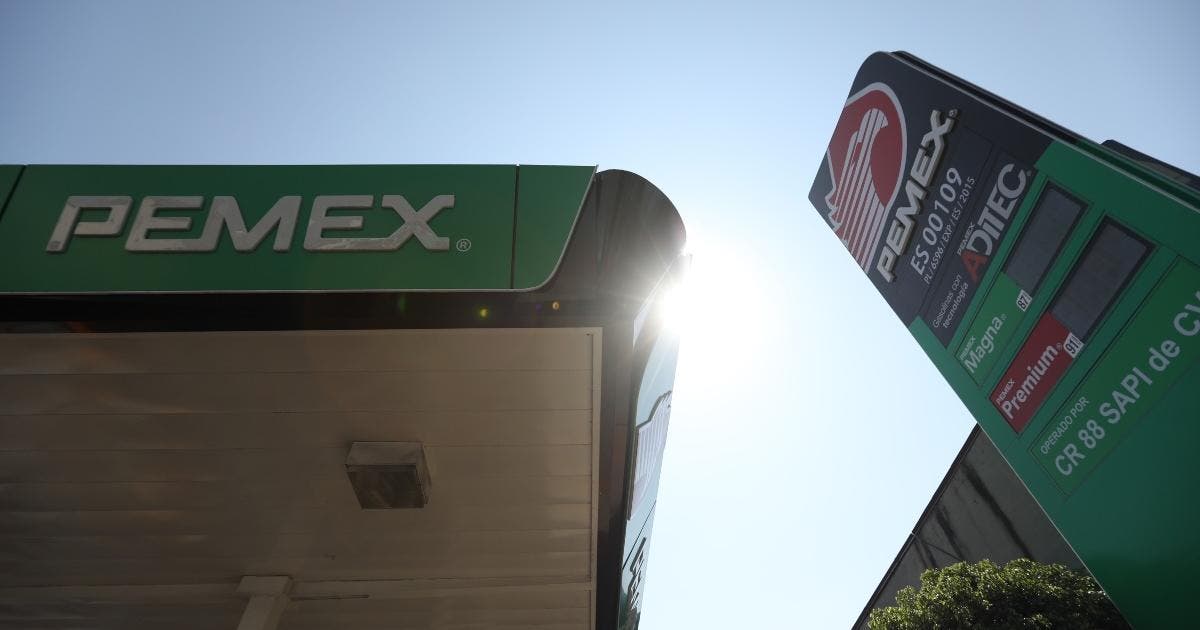 Eleva Moody’s calificación de Pemex a B1 por sólido apoyo del gobierno