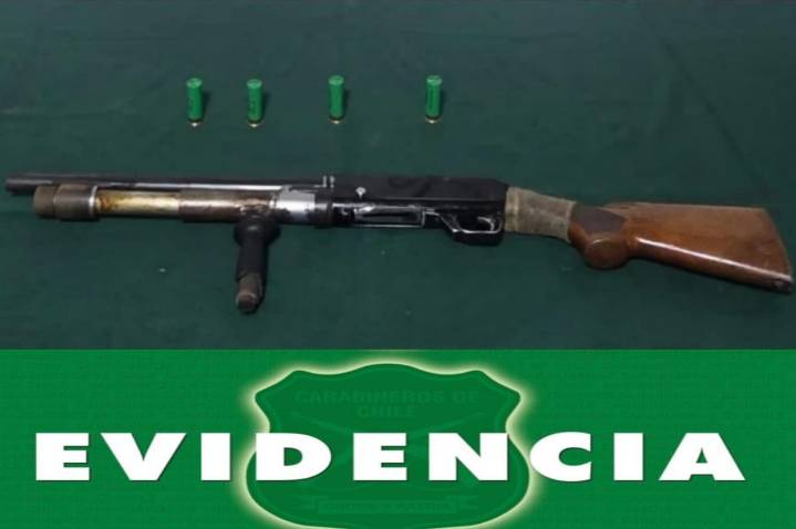 Carabineros incauta escopeta y municiones a tres adultos con antecedentes por balacera en Arica