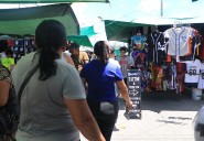 Reordenan el comercio ambulante en Cancún; entregan permisos