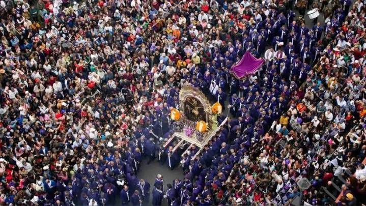 Levantarán simultáneamente en diferentes países las andas del Señor de los Milagros