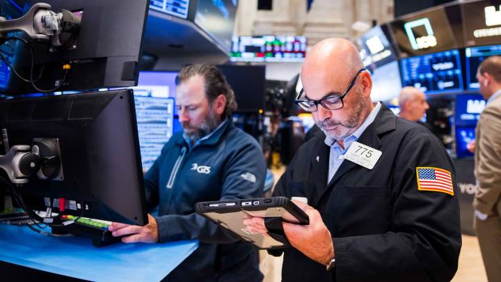 S&P 500 futures rise after a losing session on Wall Street: Live updates