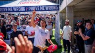 Charlie Kirk, aliado de Trump, muere tras sufrir un disparo