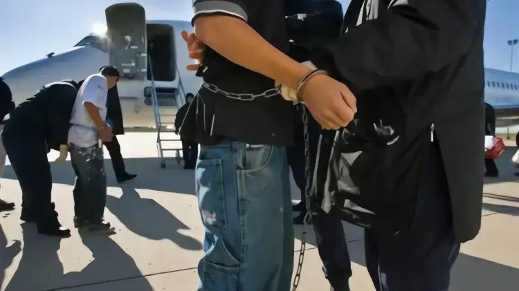 EE.UU. deportará a cientos de iraníes en medio de tensión geopolítica