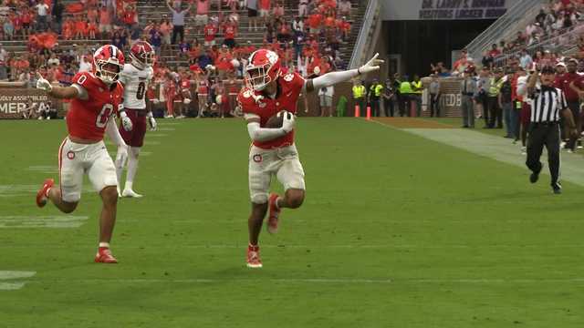 Clemson falls to No. 12, Gamecocks down to No. 11 in rankings