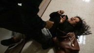 “Crueldad indefendible”: el rechazo de la comunidad latina a la violencia del ICE contra una mujer ecuatoriana