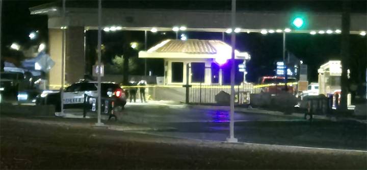 Shooting at Las Vegas' Nellis AFB main gate leads to closure