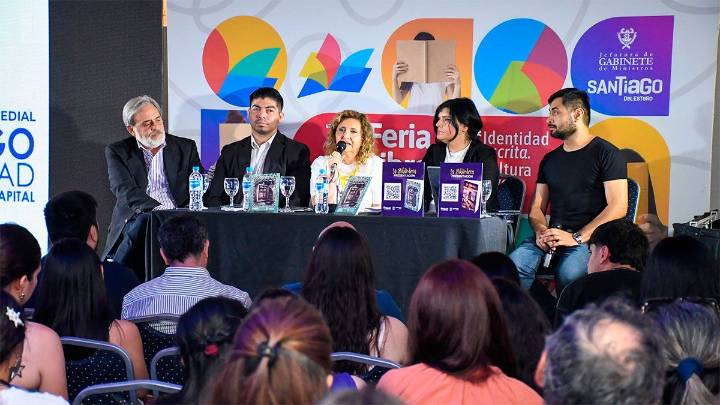 Norma Fuentes y Juan Leguizamón presentaron la 2° Antología de La Bibliodera en la Feria del Libro