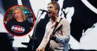 Anais Gallagher, hija de Noel Gallagher, compra merch pirata de Oasis en CDMX