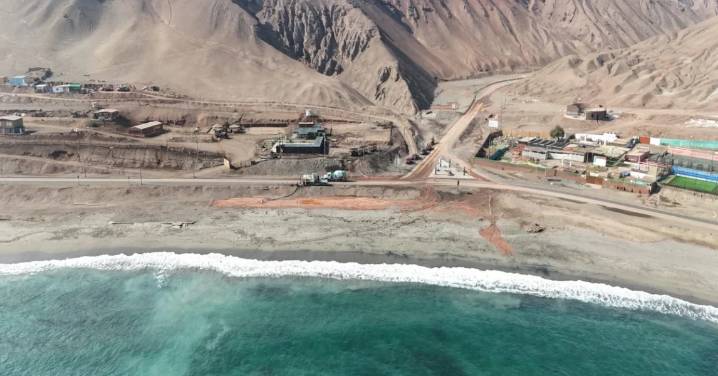 Pescadores artesanales de Antofagasta demandan a Minera Escondida por derrame tóxico que habría dañado el ecosistema marino