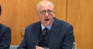 Imparato (Stellantis): «Los objetivos de emisiones son letales para la industria del automóvil europea»