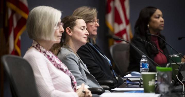 School board considers post-Labor Day start, Muslim holiday closures for 2027
