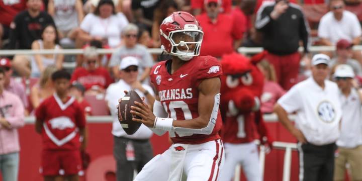 Dual threat QB Green, Arkansas pile on Arkansas State