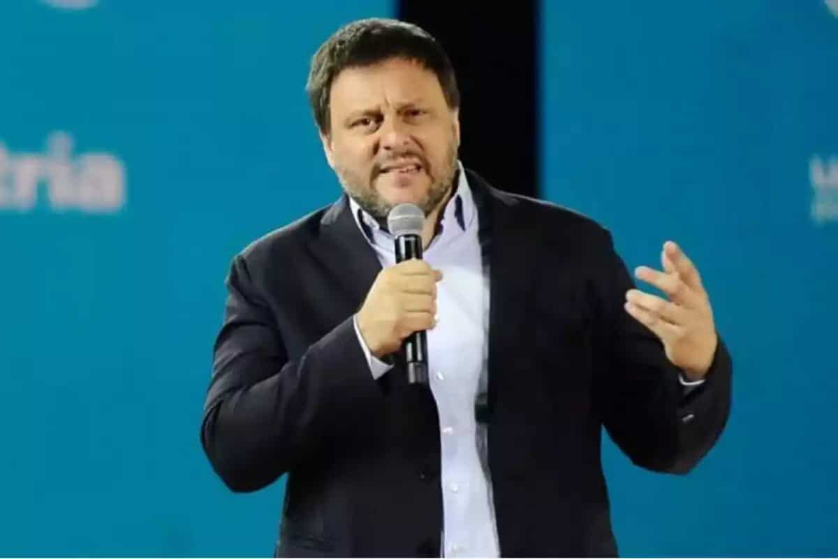 Golpe al corazón del modelo libertario: Leandro Santoro pide un tributo especial a las grandes exportadoras