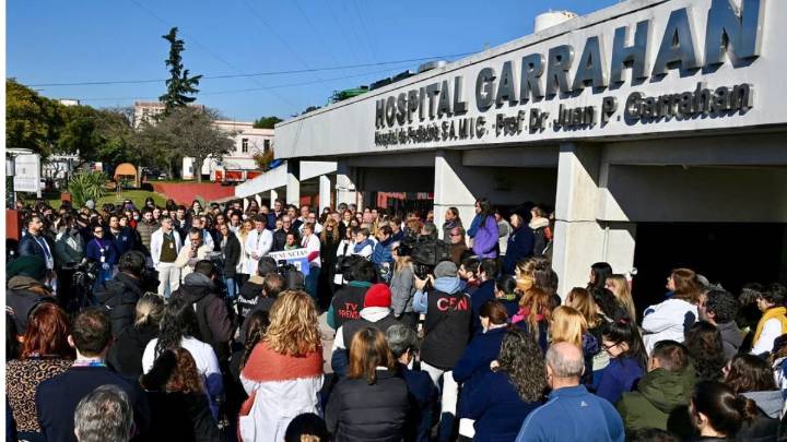 El Gobierno anunció aumentos para el personal del Hospital Garrahan "con fondos propios"