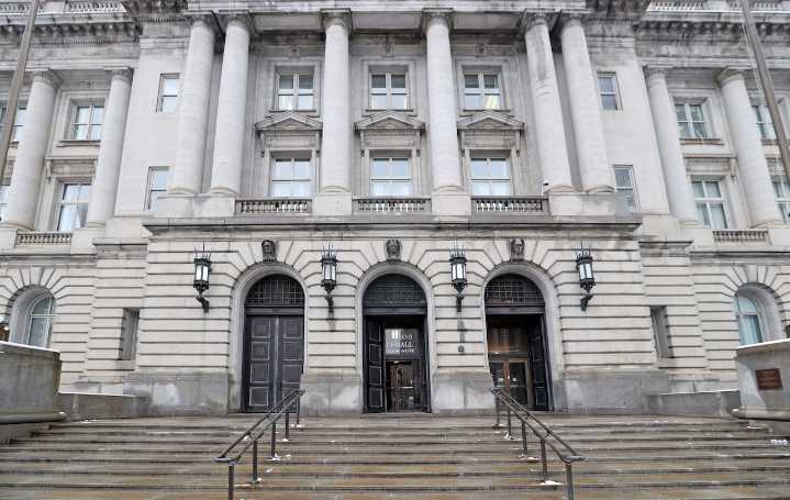 Cleveland needs lawmakers, not seat-warmers, on City Council: Leslie Kouba