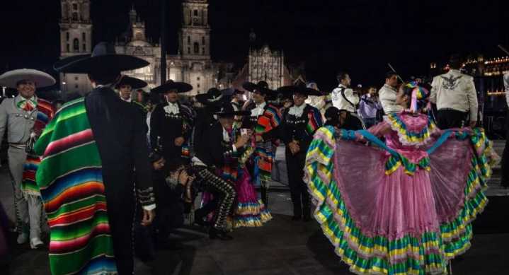 Todo listo en el Zócalo: Sheinbaum dará su primer grito de Independencia tras concierto de "La Arrolladora Banda El Limón"