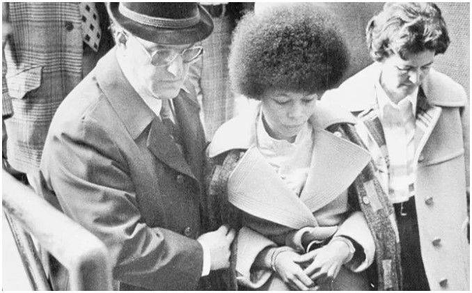 Muere Assata Shakur, la "pantera negra" que era una de las fugitivas más buscadas por EE.UU. y se refugió en Cuba durante décadas