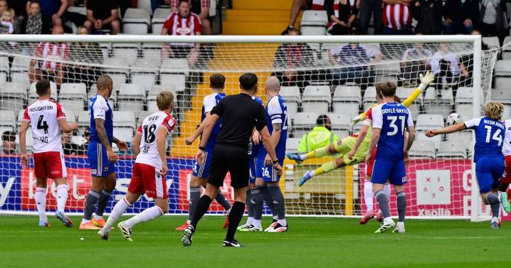 Stevenage 2 Exeter City 1 - Grecians beaten again after battling effort