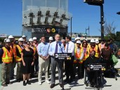 MTA abre nuevos ascensores en la estación Northern Boulevard de las líneas M/R en Woodside