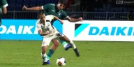 Ganaban la final con su gol, pero perdió el control y pegó una de las patadas más descalificadoras del año