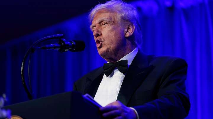 Trump pide al Departamento de Justicia que actúe contra dos de sus oponentes políticos