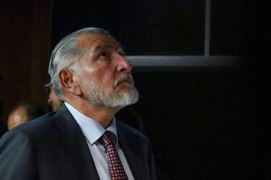 Presentan solicitud de juicio político contra Adán Augusto López tras arribo de Hernán Bermúdez a México