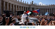 Dos nuevos santos y un llamado del Papa a la paz