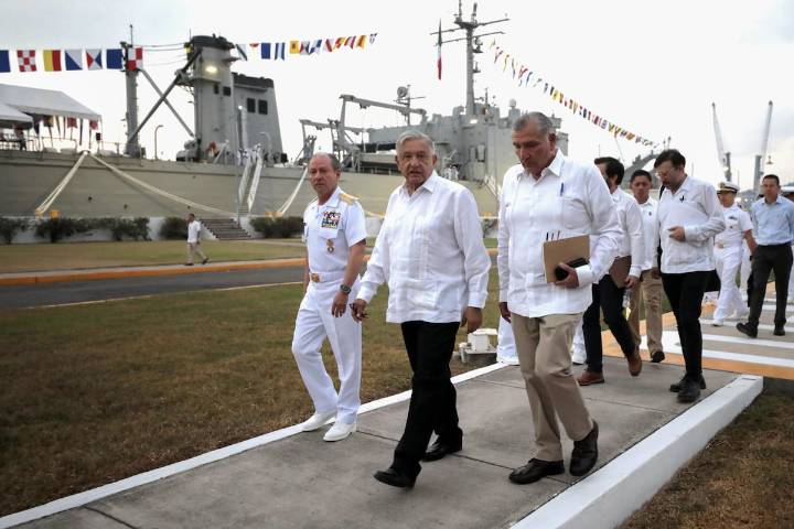 Salvando al comandante López Obrador